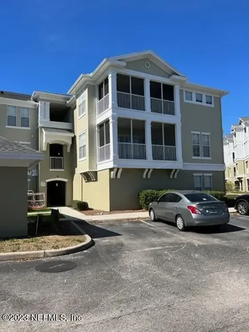 8290 Gate Parkway W Jacksonville FL 32216