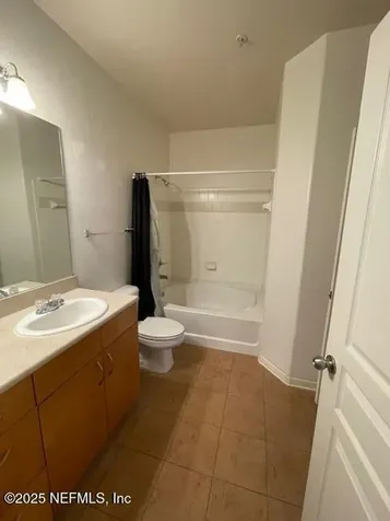 8290 Gate Parkway W Jacksonville FL 32216