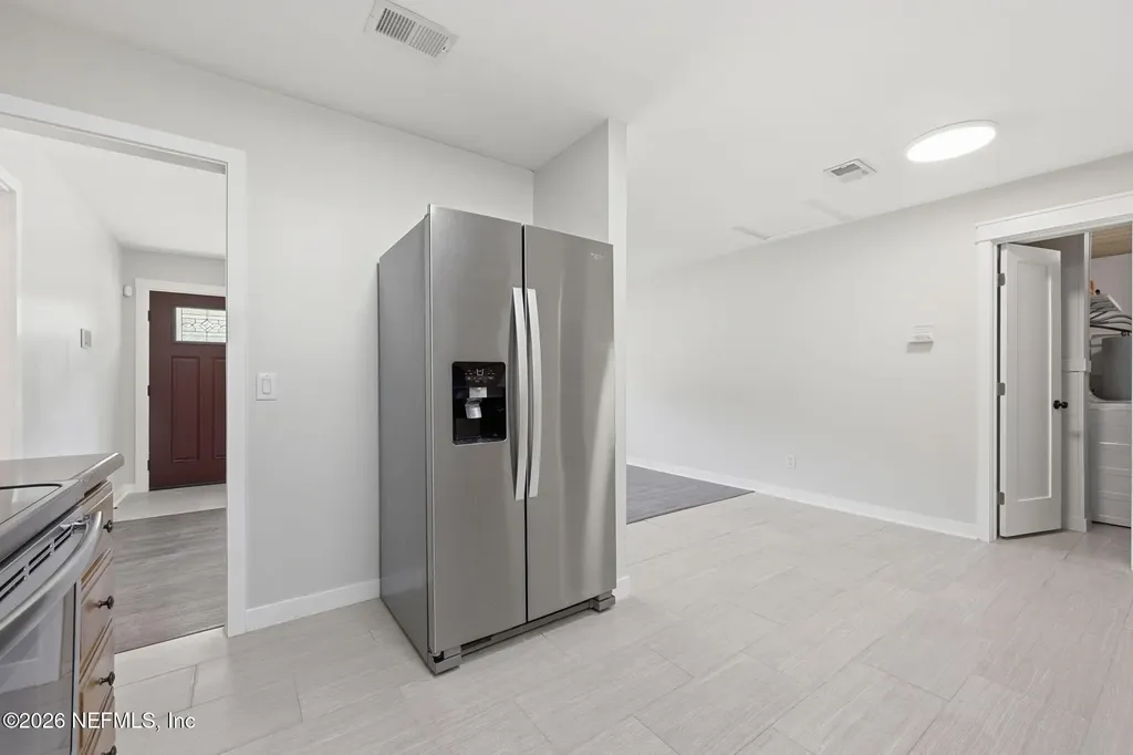 2904 E Loran Drive Jacksonville FL 32216