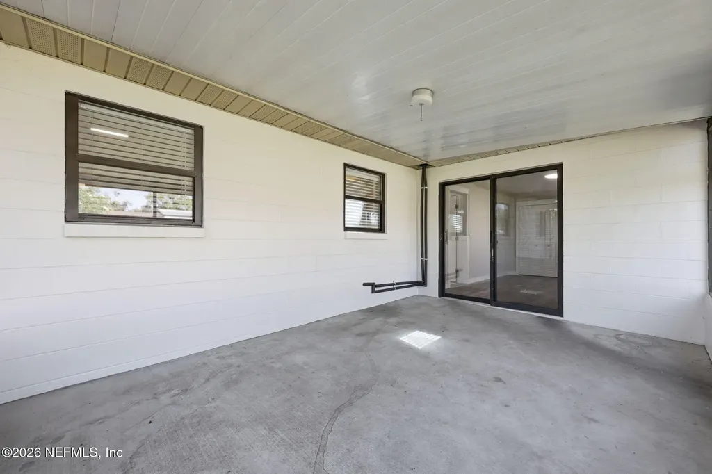 2904 E Loran Drive Jacksonville FL 32216