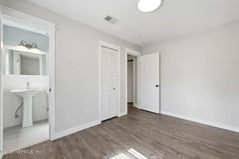 2904 E Loran Drive Jacksonville FL 32216
