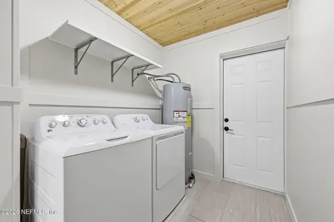 2904 E Loran Drive Jacksonville FL 32216