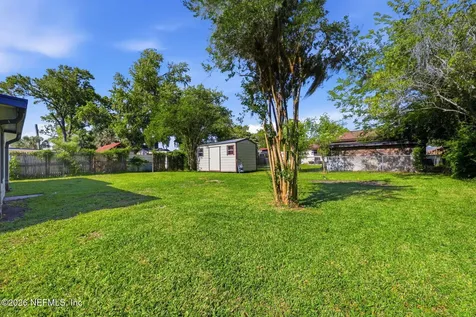 2904 E Loran Drive Jacksonville FL 32216