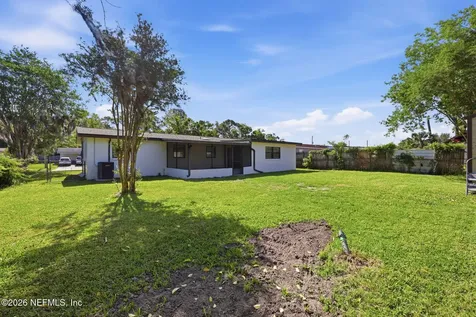 2904 E Loran Drive Jacksonville FL 32216