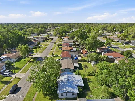2904 E Loran Drive Jacksonville FL 32216