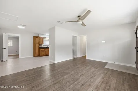 2904 E Loran Drive Jacksonville FL 32216