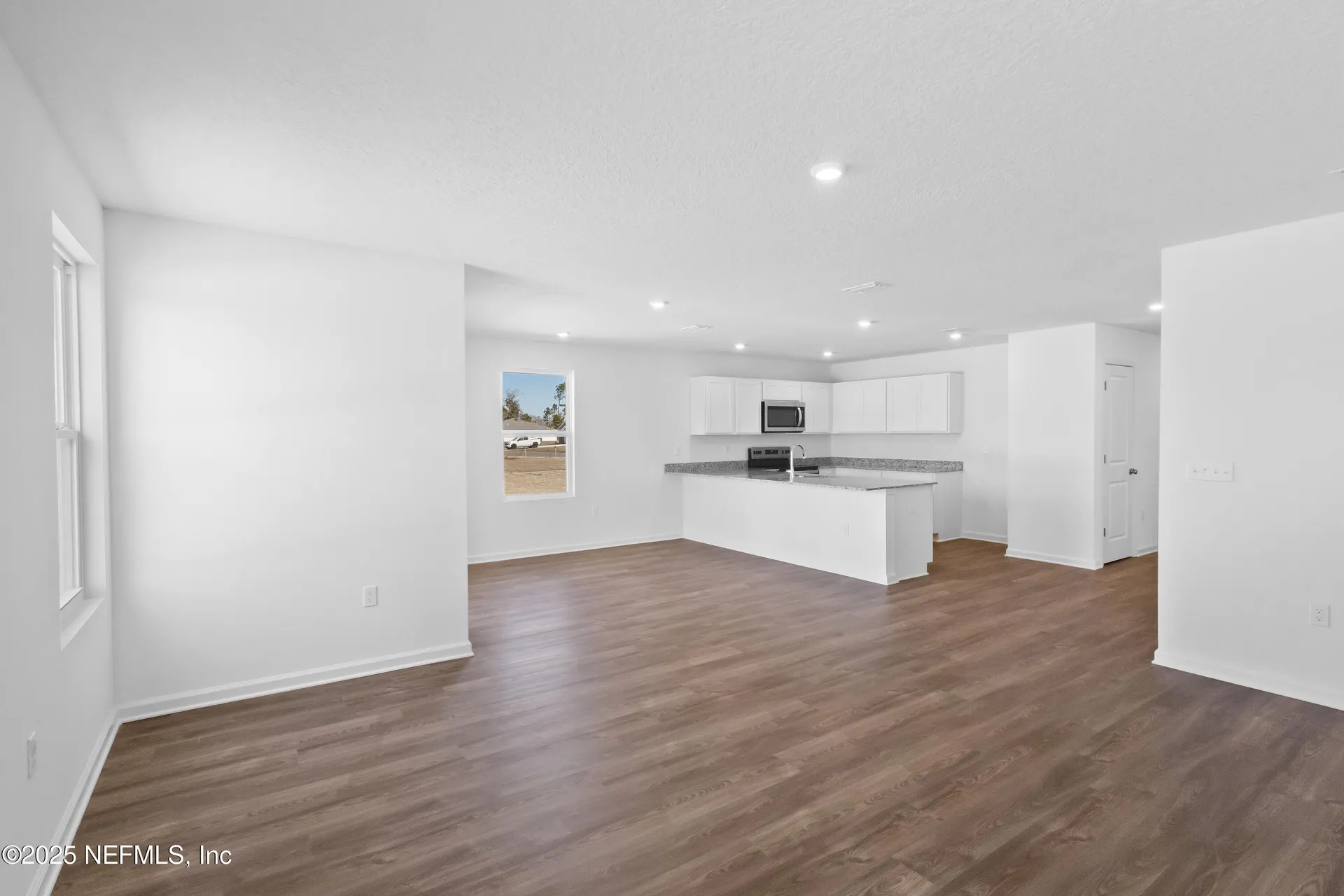 10415 Baylor Avenue Hastings FL 32145