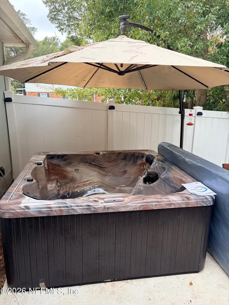 7507 Hilsdale Road Jacksonville FL 32216