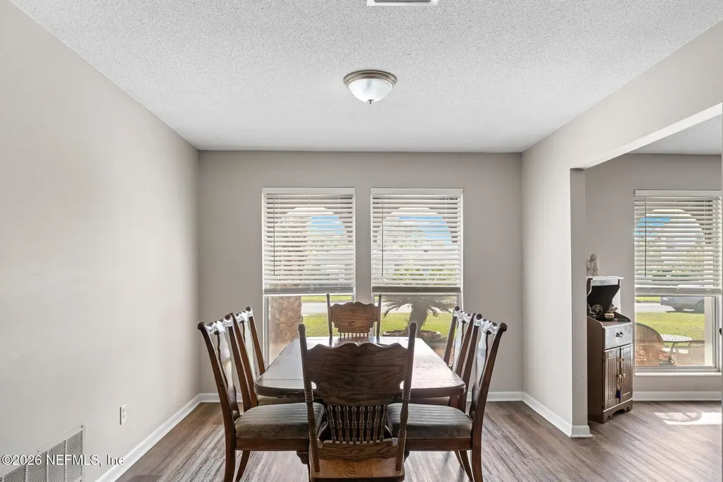 5628 Fort Sumter Road Jacksonville FL 32210