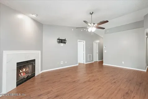 1729 Chandelier Circle E Jacksonville FL 32225