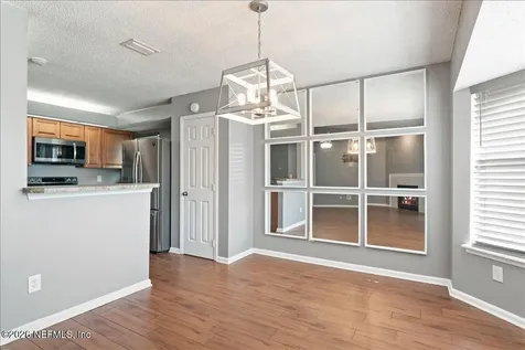 1729 Chandelier Circle E Jacksonville FL 32225