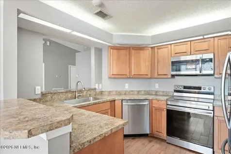 1729 Chandelier Circle E Jacksonville FL 32225