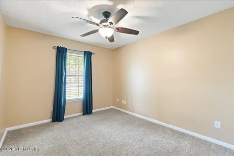 1729 Chandelier Circle E Jacksonville FL 32225