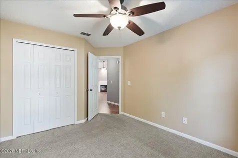 1729 Chandelier Circle E Jacksonville FL 32225
