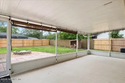 1729 Chandelier Circle E Jacksonville FL 32225