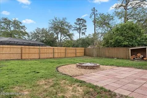 1729 Chandelier Circle E Jacksonville FL 32225