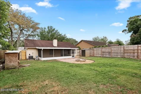 1729 Chandelier Circle E Jacksonville FL 32225