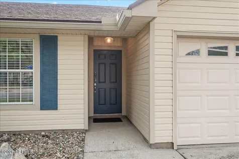 1729 Chandelier Circle E Jacksonville FL 32225