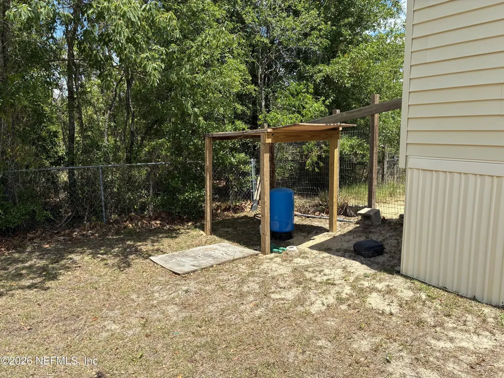 636 Union Avenue Interlachen FL 32148