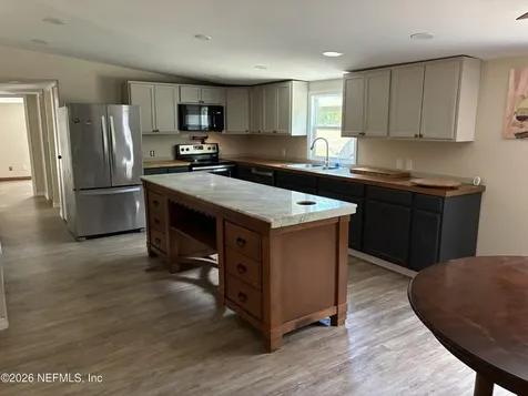 636 Union Avenue Interlachen FL 32148