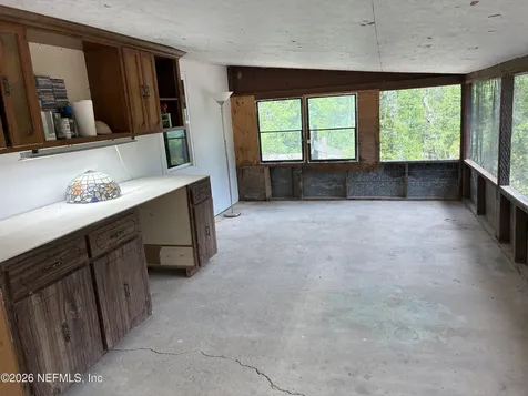 636 Union Avenue Interlachen FL 32148