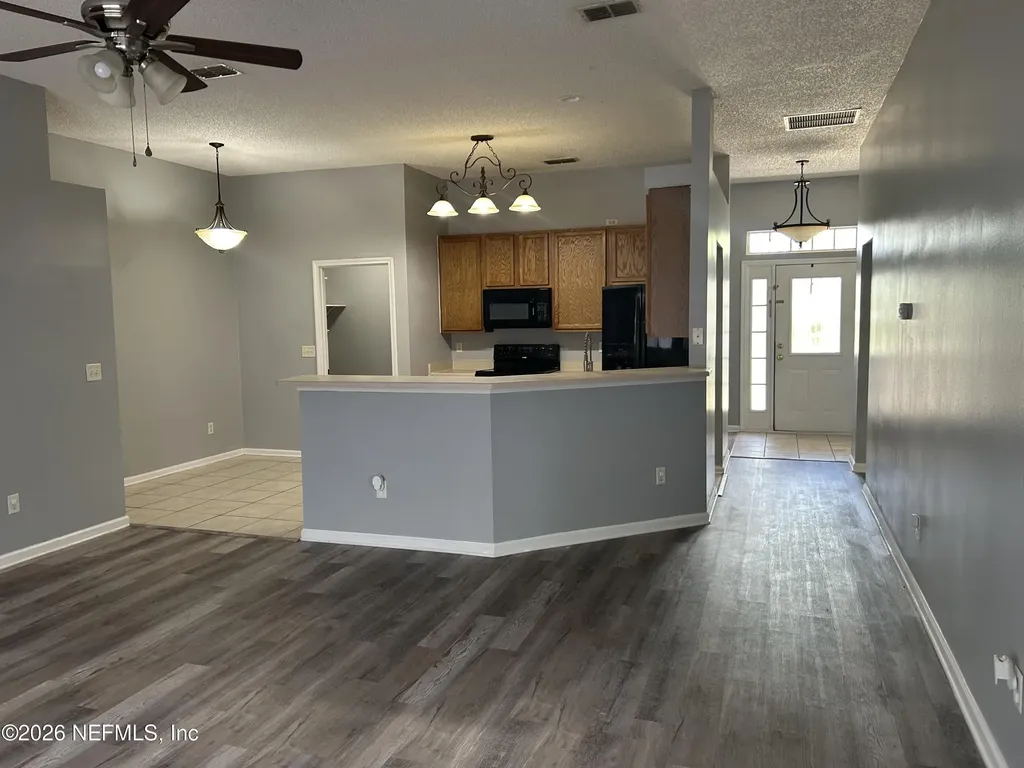 1804 Northglen Circle Middleburg FL 32068