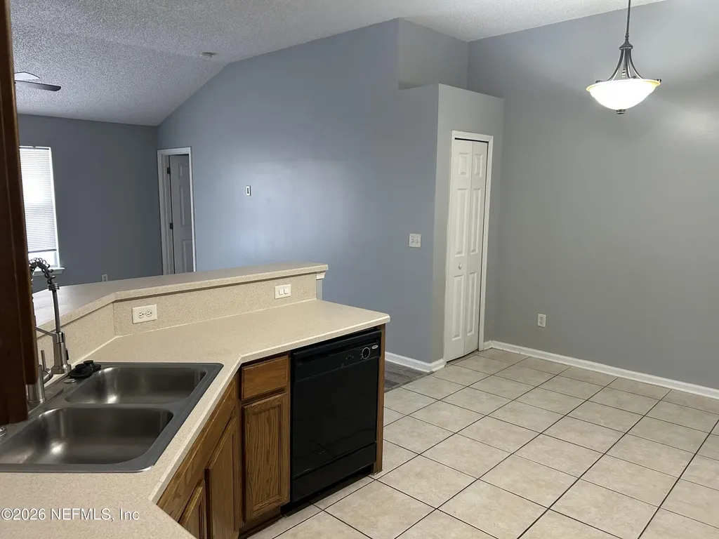 1804 Northglen Circle Middleburg FL 32068