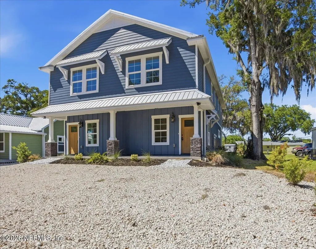 206 W Fox Street Hastings FL 32145