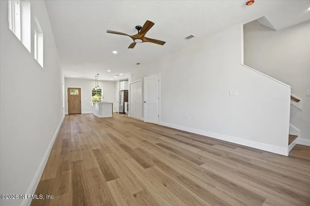 206 W Fox Street Hastings FL 32145