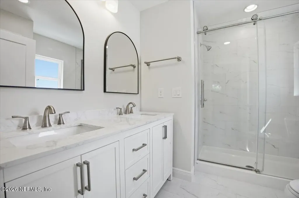 206 W Fox Street Hastings FL 32145