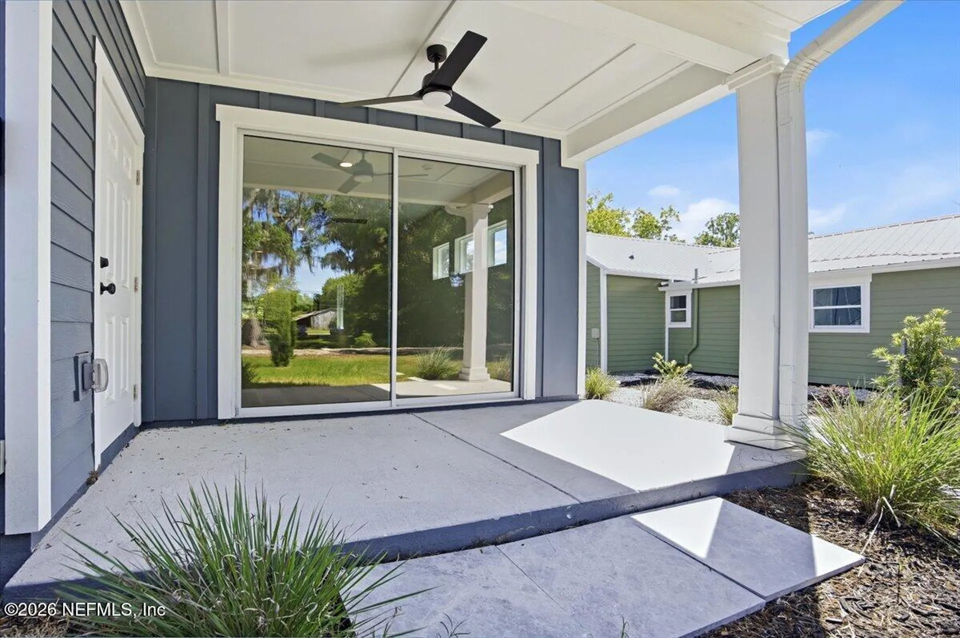 206 W Fox Street Hastings FL 32145