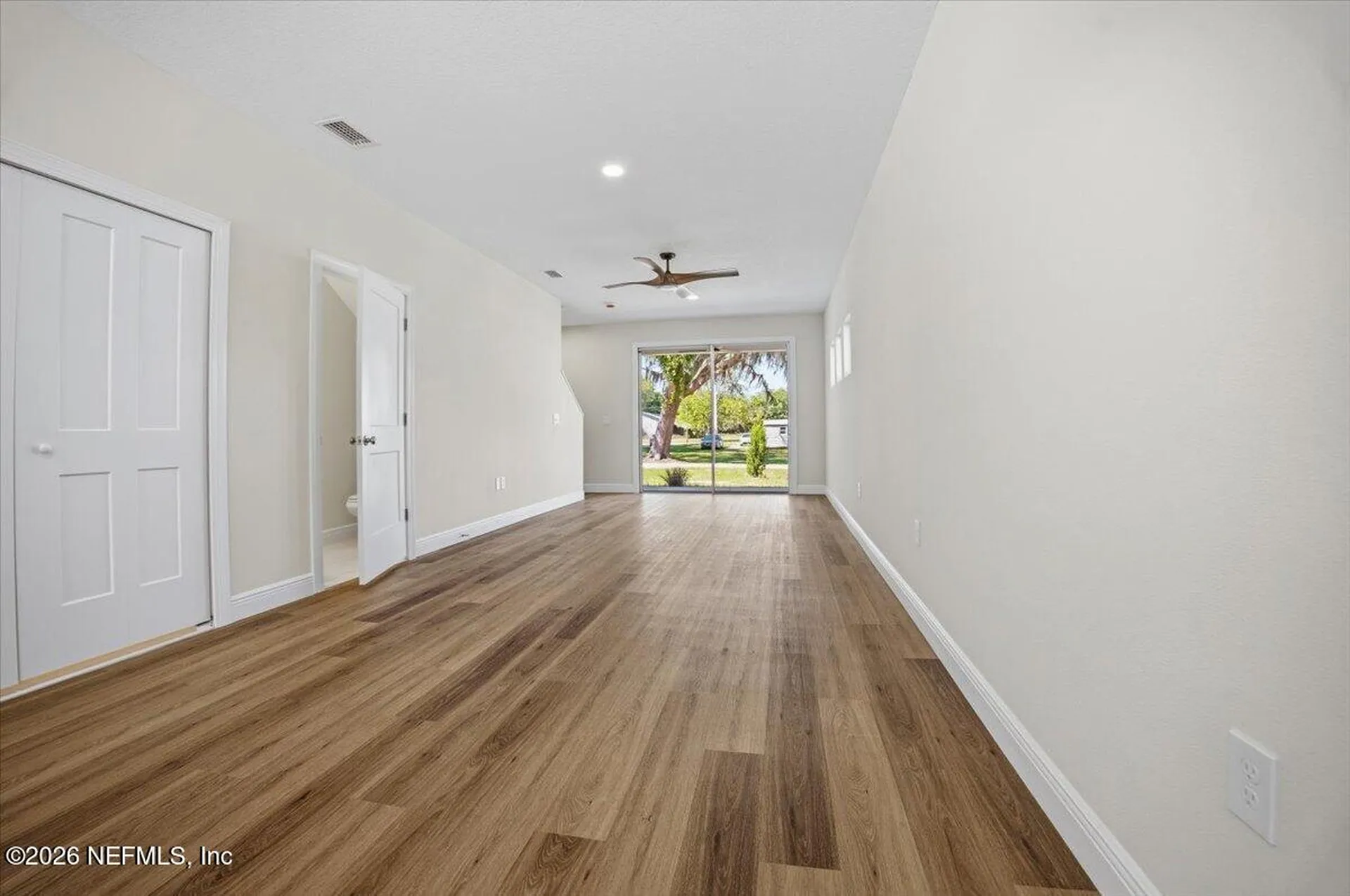 206 W Fox Street Hastings FL 32145