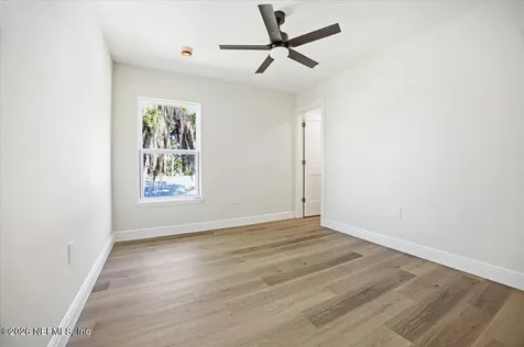 206 W Fox Street Hastings FL 32145