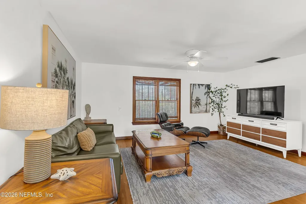 3560 Martin Avenue Mount Dora FL 32757