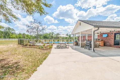 18771 Timberland Road Glen St. Mary FL 32040