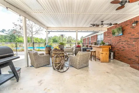 18771 Timberland Road Glen St. Mary FL 32040