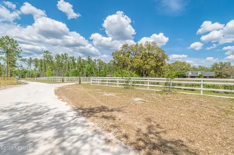 18771 Timberland Road Glen St. Mary FL 32040