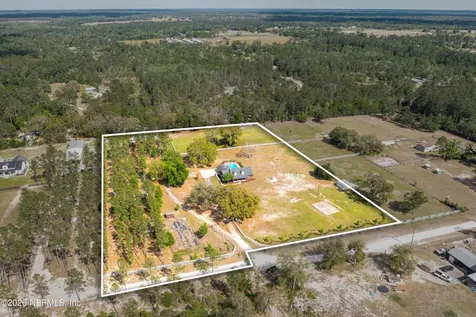 18771 Timberland Road Glen St. Mary FL 32040