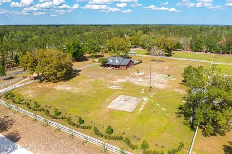 18771 Timberland Road Glen St. Mary FL 32040