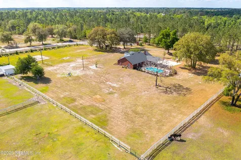 18771 Timberland Road Glen St. Mary FL 32040
