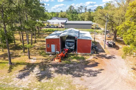 18771 Timberland Road Glen St. Mary FL 32040
