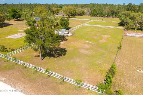 18771 Timberland Road Glen St. Mary FL 32040