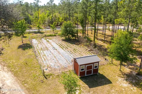 18771 Timberland Road Glen St. Mary FL 32040