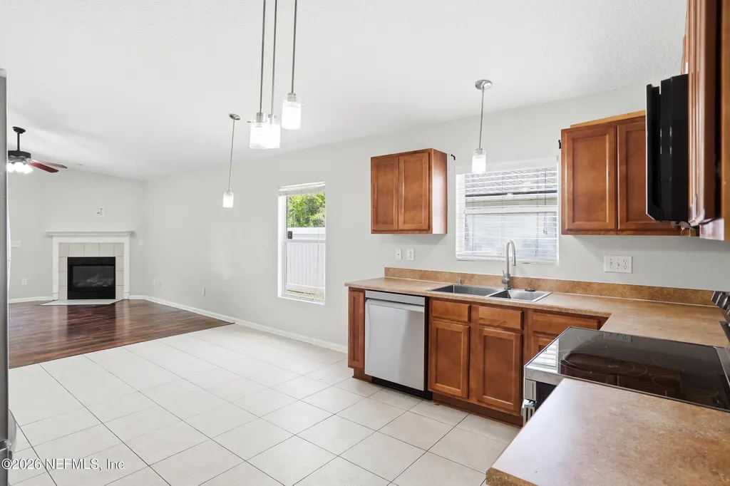 10321 Normanwood Court Jacksonville FL 32221