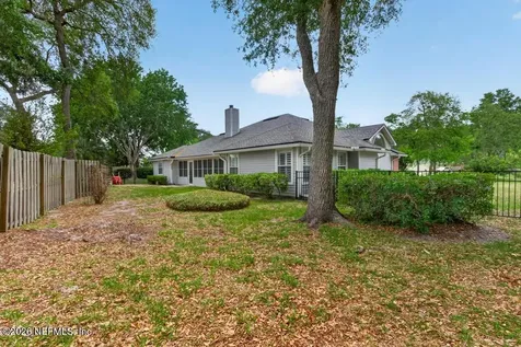 1525 Stratford Court St. Johns FL 32259