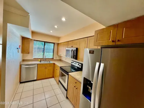 5811 Atlantic Boulevard Jacksonville FL 32207