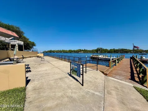 5811 Atlantic Boulevard Jacksonville FL 32207