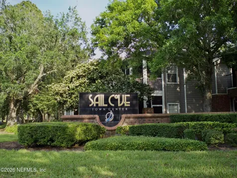 10000 Gate Parkway Jacksonville FL 32246