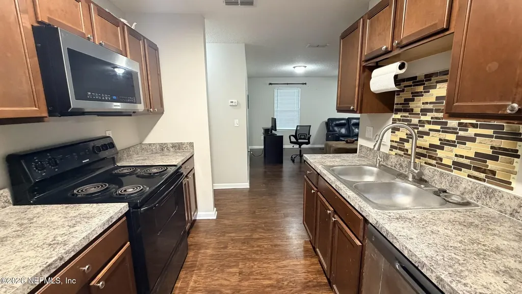 8118 Galveston Avenue Jacksonville FL 32211