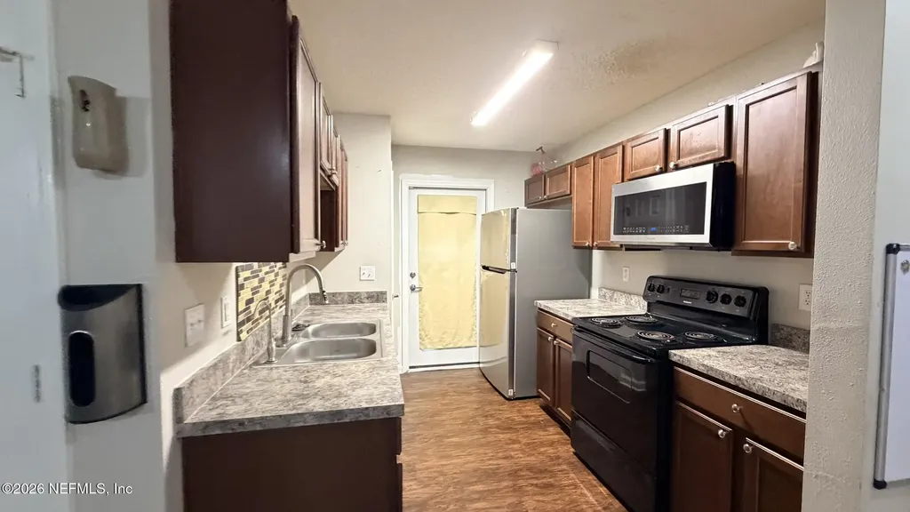 8118 Galveston Avenue Jacksonville FL 32211